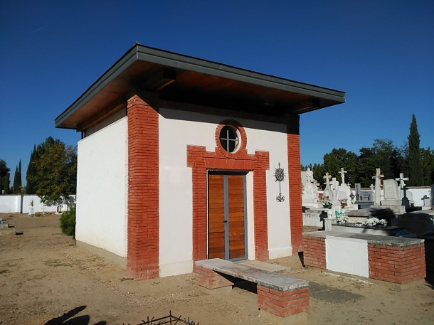 Ermita en el actual cementerio