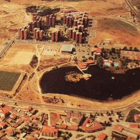 El parque del entorno del lago en Laguna de&nbsp;Duero